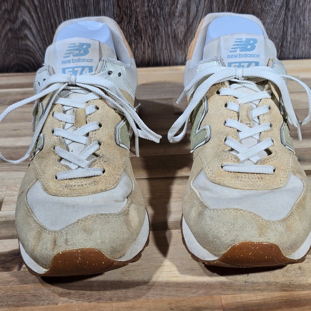 New Balance 574 ML574RF2 Suede Mesh Running‎ Shoes Size 8.5 Tan Beige Gum Sole